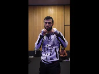 Зубайра тухугов готовится к бою на ufc284