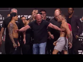 Дастин порье vs конор макгрегор битва взглядов перед ufc 264