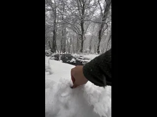 Зимний перекус на природе