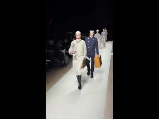 Вчерашний показ giorgio armani который прошел в ньюйорке