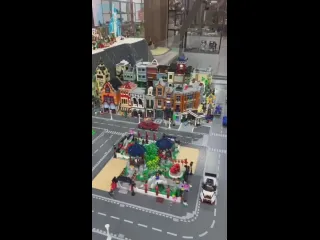 Самый большой город из lego