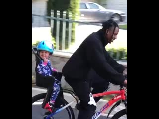 Travis scott идеальный батя