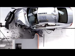 2014 volvo s80 small overlap iihs crash test