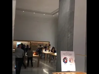 Apple store в риме как вам