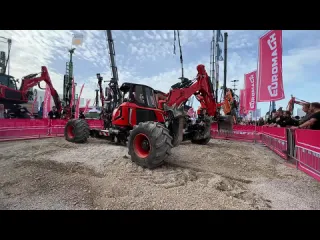 Mega machines channel euromach r1055 spider excavator show at bauma 2022