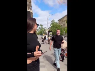 Зато они у не натуральные